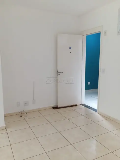 Foto 2 de Apartamento com 2 quartos à venda, 48m2 em Araraquara - SP
