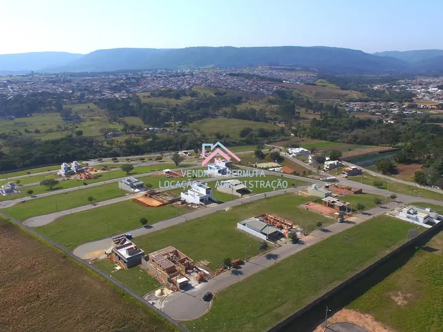 Foto 3 de Terreno / Lote à venda, 250m2 em Pinhal, Cabreuva - SP