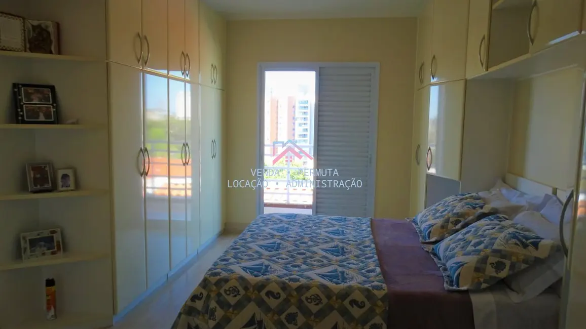 Foto 2 de Casa com 4 quartos à venda, 400m2 em Vila Viotto, Jundiai - SP