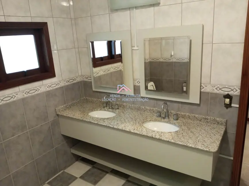 Foto 3 de Casa de Condomínio com 4 quartos à venda, 250m2 em Mairipora - SP