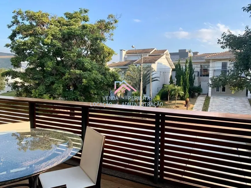 Foto 7 de Casa de Condomínio com 3 quartos para alugar, 420m2 em Medeiros, Jundiai - SP