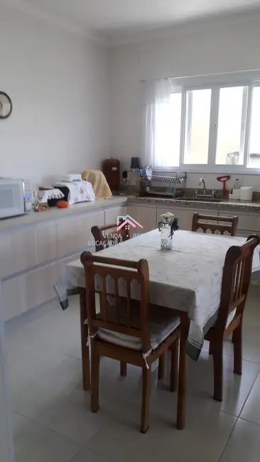 Casa com 4 quartos à venda, 190m2 em Itupeva - SP - imagem 3 Foto 3 de Casa com 4 quartos à venda, 190m2 em Itupeva - SP