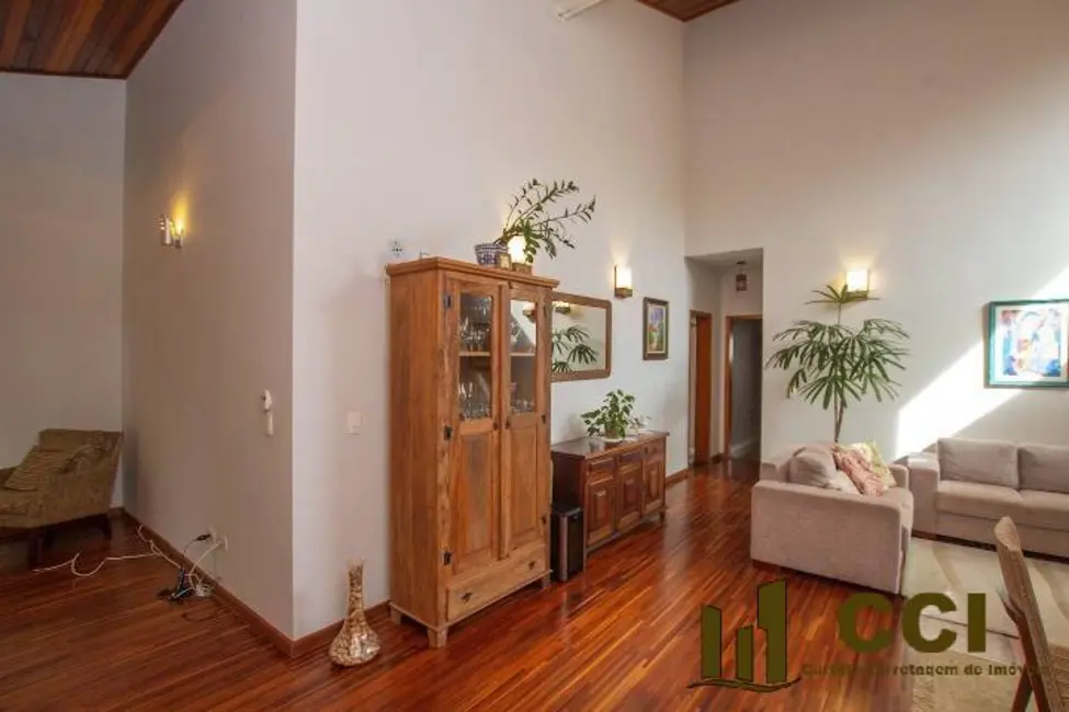 Casa com 3 quartos à venda, 239m2 em Chácara Santa Lúcia, Carapicuiba - SP - imagem 7 Foto 7 de Casa com 3 quartos à venda, 239m2 em Chácara Santa Lúcia, Carapicuiba - SP