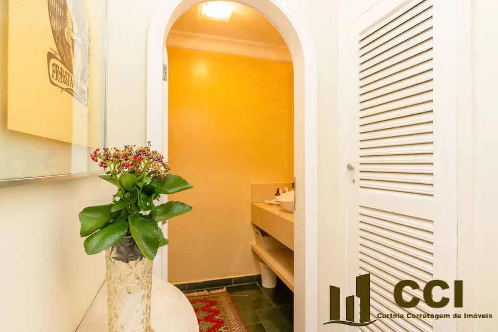 Casa com 4 quartos à venda, 419m2 em Alto de Pinheiros, São Paulo - SP - imagem 8 Foto 8 de Casa com 4 quartos à venda, 419m2 em Alto de Pinheiros, São Paulo - SP