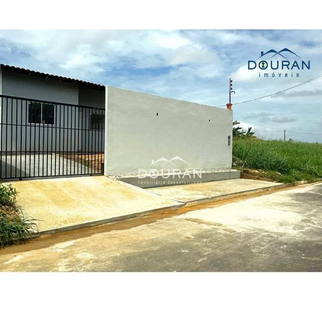 Foto 1 de Casa com 2 quartos à venda, 200m2 em Iranduba - AM