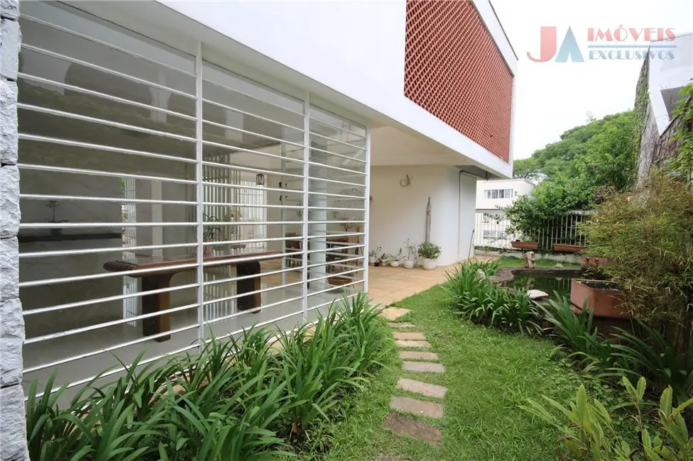 Foto 1 de Casa com 4 quartos à venda, 500m2 em Pacaembu, São Paulo - SP