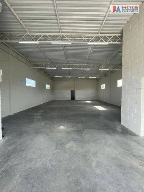Armazém / Galpão para alugar, 1000m2 em Aracoiaba Da Serra - SP - imagem 8 Foto 8 de Armazém / Galpão para alugar, 1000m2 em Aracoiaba Da Serra - SP