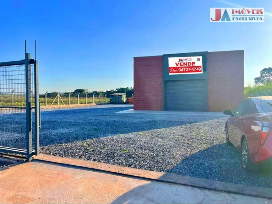Armazém / Galpão para alugar, 1000m2 em Aracoiaba Da Serra - SP - imagem 3 Foto 3 de Armazém / Galpão para alugar, 1000m2 em Aracoiaba Da Serra - SP