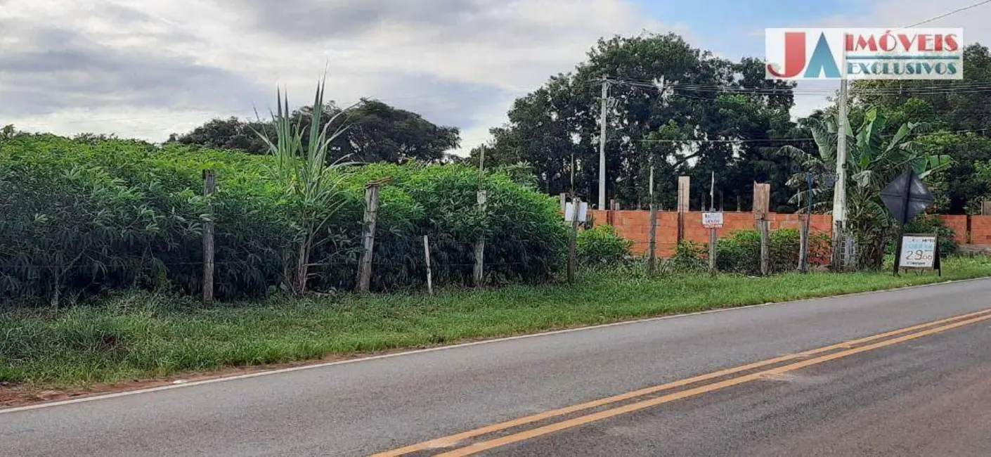 Foto 2 de Terreno / Lote à venda, 1000m2 em Aracoiaba Da Serra - SP
