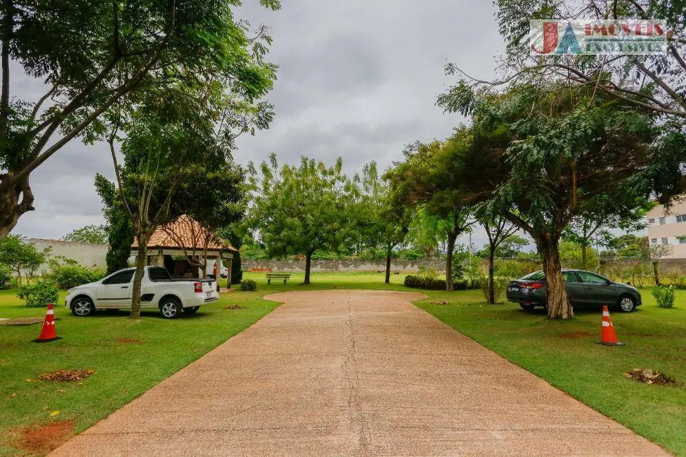 Foto 4 de Apartamento com 2 quartos à venda, 74m2 em Aracoiaba Da Serra - SP