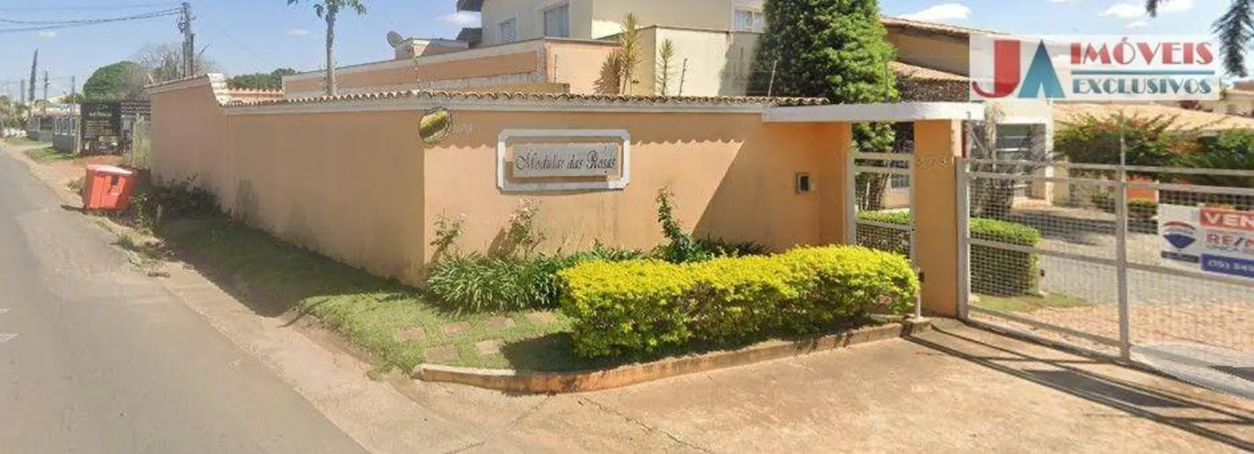 Foto 1 de Casa de Condomínio com 2 quartos à venda, 153m2 em Aracoiaba Da Serra - SP