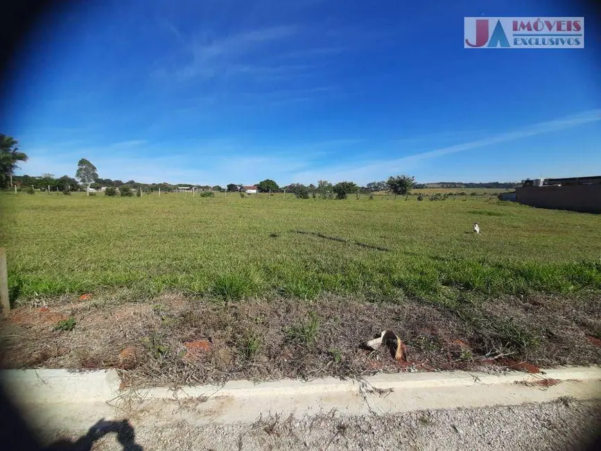 Foto 3 de Terreno / Lote à venda, 318m2 em Aracoiaba Da Serra - SP