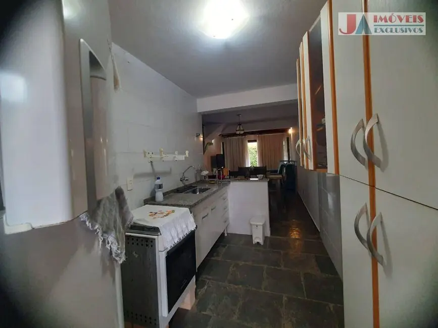 Casa de Condomínio com 2 quartos à venda, 77m2 em Aracoiaba Da Serra - SP - imagem 3 Foto 3 de Casa de Condomínio com 2 quartos à venda, 77m2 em Aracoiaba Da Serra - SP