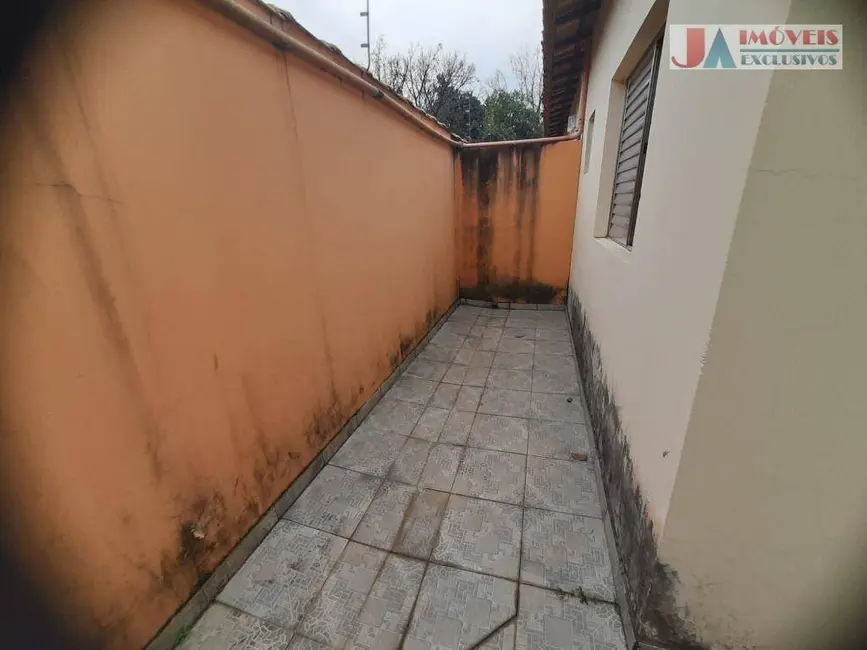 Foto 3 de Casa de Condomínio com 1 quarto à venda, 153m2 em Aracoiaba Da Serra - SP