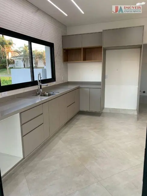 Casa de Condomínio com 3 quartos à venda, 890m2 em Aracoiaba Da Serra - SP - imagem 7 Foto 7 de Casa de Condomínio com 3 quartos à venda, 890m2 em Aracoiaba Da Serra - SP