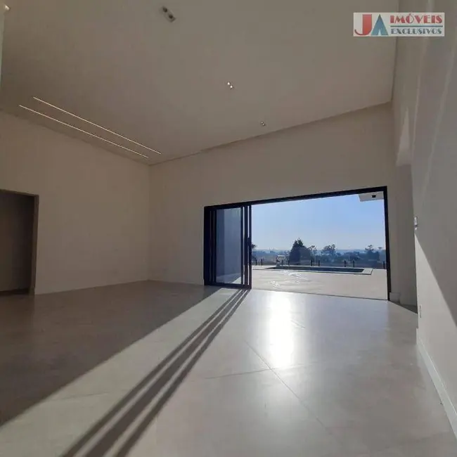 Foto 2 de Casa de Condomínio com 3 quartos à venda, 890m2 em Aracoiaba Da Serra - SP