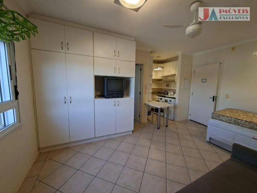 Foto 6 de Apartamento com 1 quarto à venda, 28m2 em Aracoiaba Da Serra - SP