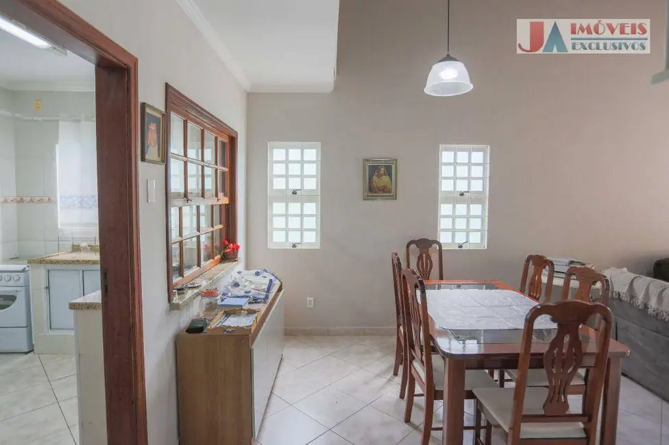 Foto 5 de Casa com 3 quartos à venda, 160m2 em Aracoiaba Da Serra - SP