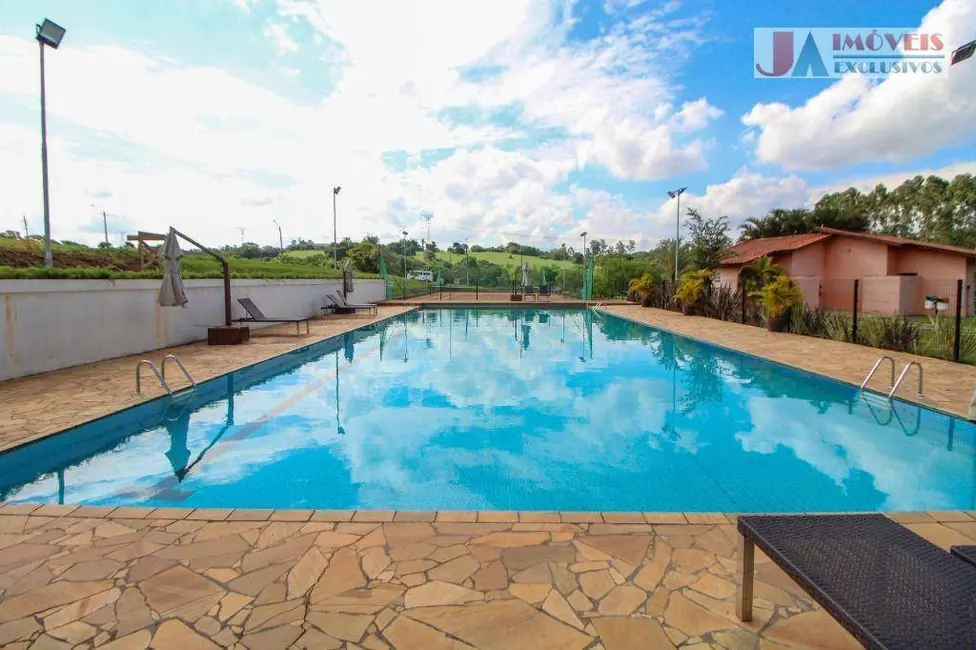 Foto 3 de Terreno / Lote à venda, 1005m2 em Salto De Pirapora - SP