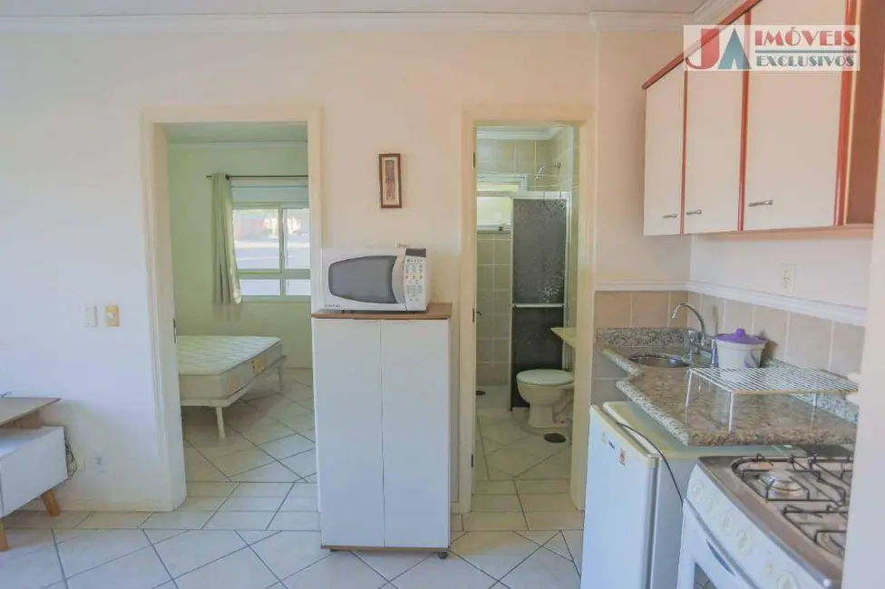Foto 3 de Apartamento com 1 quarto à venda, 36m2 em Aracoiaba Da Serra - SP