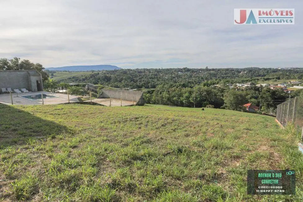Foto 1 de Terreno / Lote à venda, 800m2 em Aracoiaba Da Serra - SP