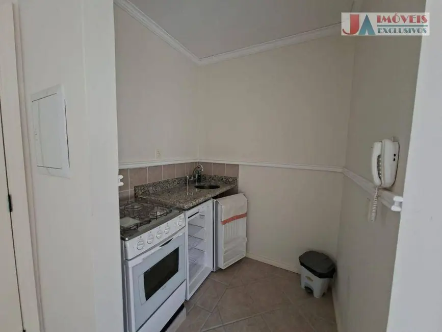 Apartamento com 1 quarto à venda, 28m2 em Aracoiaba Da Serra - SP - imagem 3 Foto 3 de Apartamento com 1 quarto à venda, 28m2 em Aracoiaba Da Serra - SP