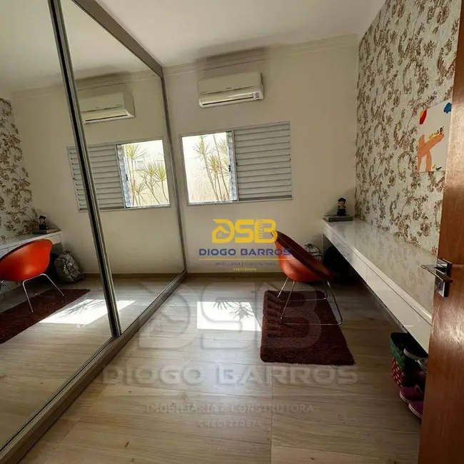 Foto 1 de Casa com 3 quartos à venda, 200m2 em Nobre Ville, Barretos - SP