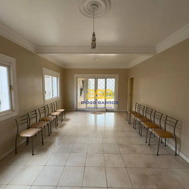 Casa com 4 quartos para alugar, 533m2 em Centro, Barretos - SP - imagem 6 Foto 6 de Casa com 4 quartos para alugar, 533m2 em Centro, Barretos - SP