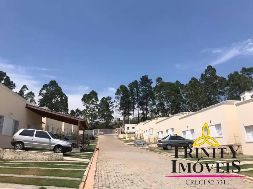 Casa com 3 quartos à venda, 110m2 em Água Espraiada (Caucaia do Alto), Cotia - SP - imagem 4 Foto 4 de Casa com 3 quartos à venda, 110m2 em Água Espraiada (Caucaia do Alto), Cotia - SP