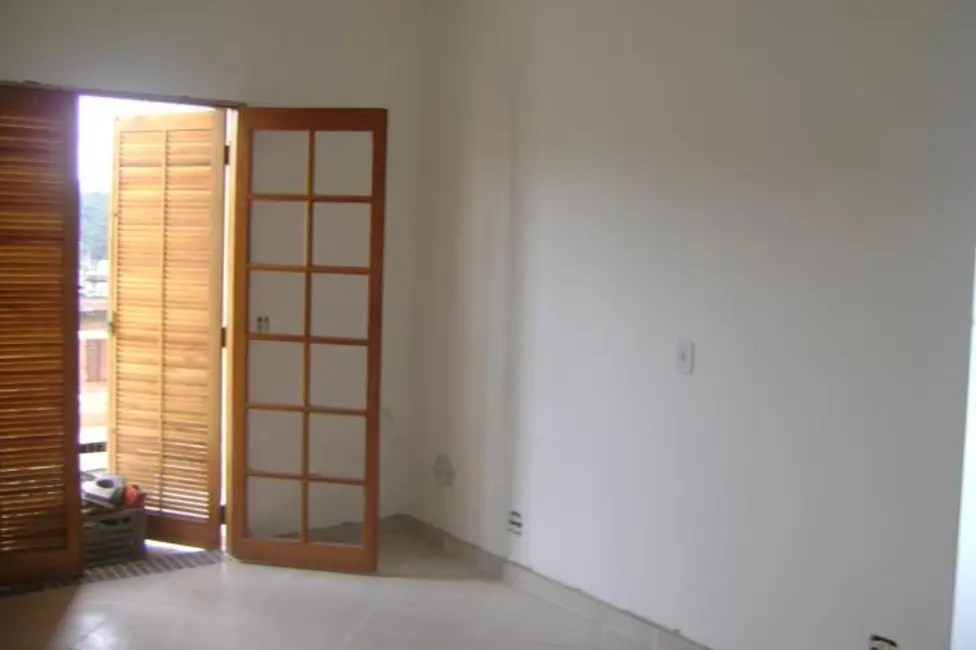 Foto 3 de Sobrado com 3 quartos à venda, 120m2 em Vargem Grande Paulista - SP