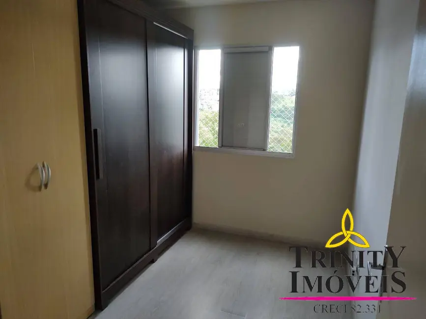 Foto 2 de Apartamento com 3 quartos à venda, 64m2 em Jardim Caiapiá, Cotia - SP