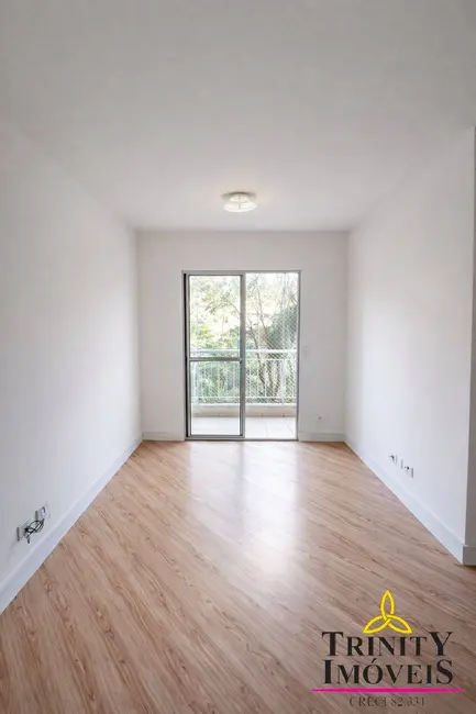 Foto 1 de Apartamento com 3 quartos à venda, 65m2 em Jardim Caiapiá, Cotia - SP