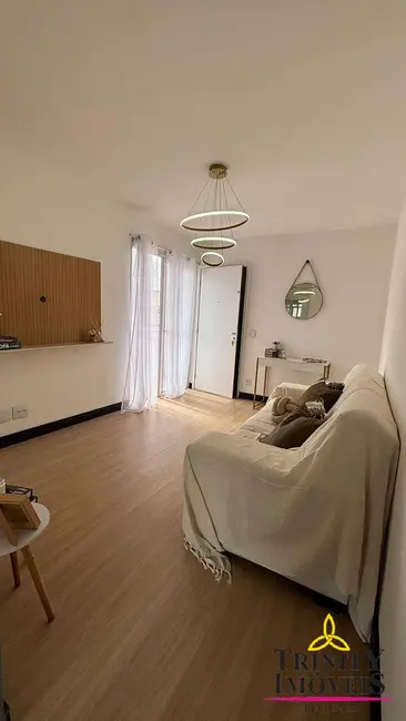 Foto 2 de Apartamento com 2 quartos à venda, 43m2 em Jardim Ísis, Cotia - SP