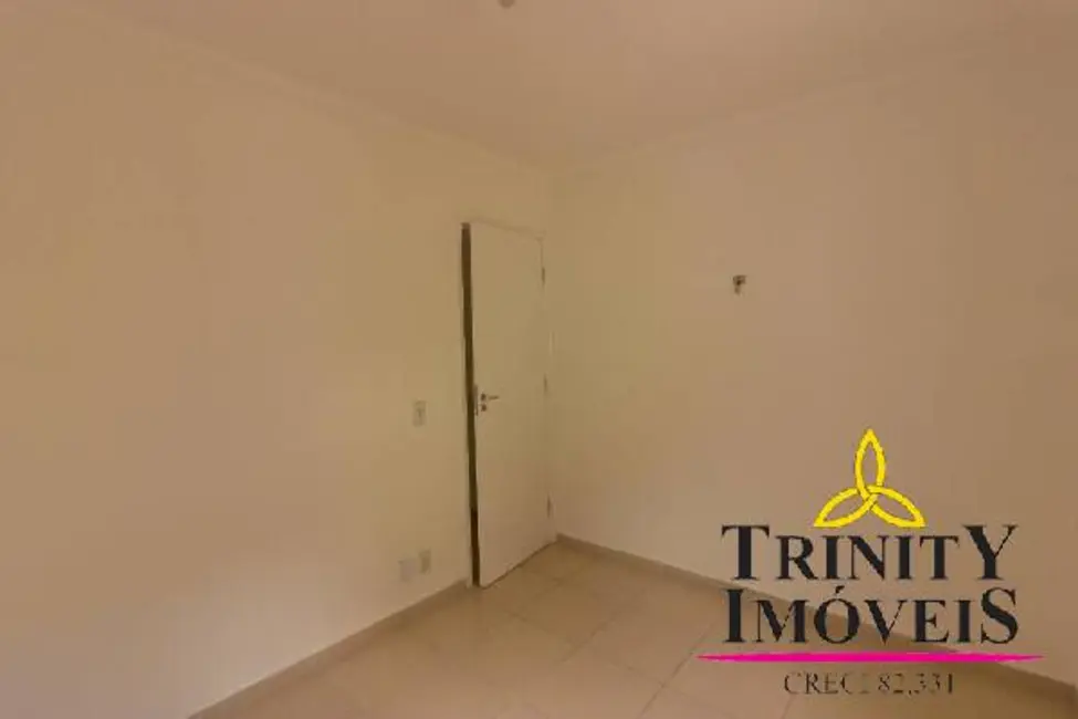 Foto 8 de Casa com 2 quartos à venda, 70m2 em Vila Monte Serrat, Cotia - SP