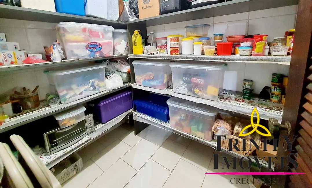 Casa com 4 quartos à venda, 1044m2 em Granja Caiapiá, Cotia - SP - imagem 7 Foto 7 de Casa com 4 quartos à venda, 1044m2 em Granja Caiapiá, Cotia - SP