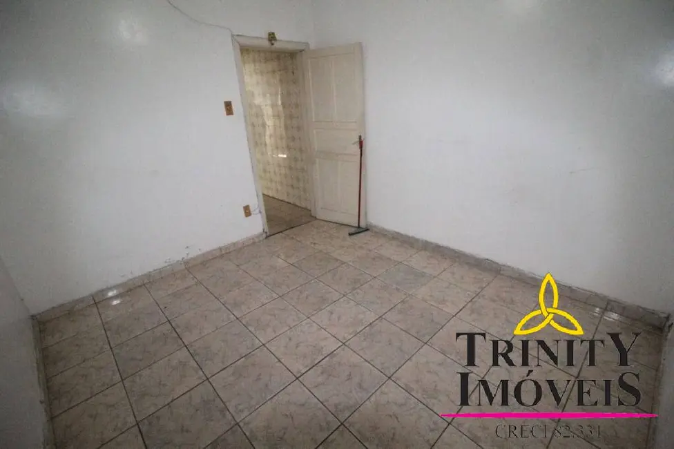 Casa com 3 quartos à venda, 70m2 em Centro, Carapicuiba - SP - imagem 4 Foto 4 de Casa com 3 quartos à venda, 70m2 em Centro, Carapicuiba - SP
