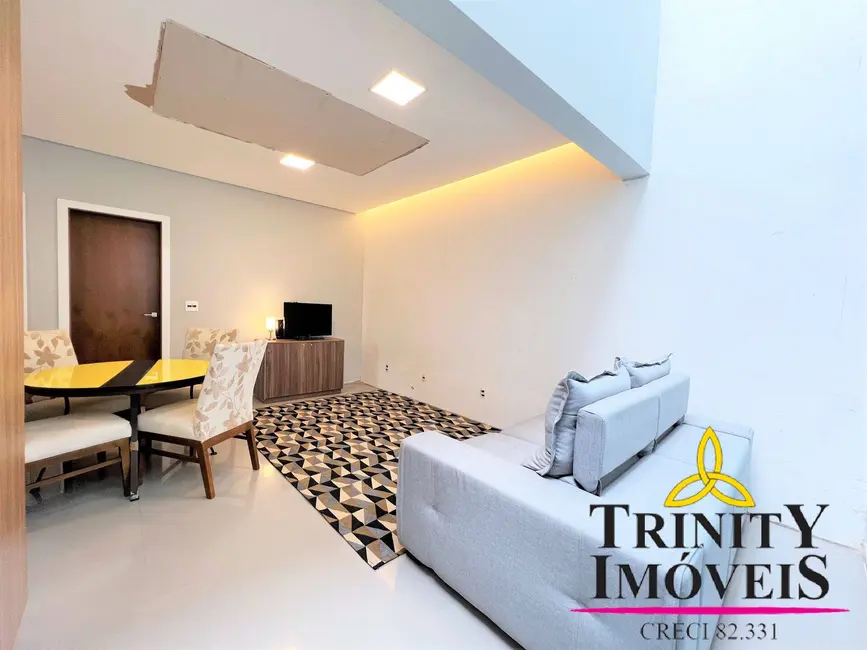 Casa com 2 quartos à venda, 1380m2 em Portal Roselândia, Cotia - SP - imagem 7 Foto 7 de Casa com 2 quartos à venda, 1380m2 em Portal Roselândia, Cotia - SP