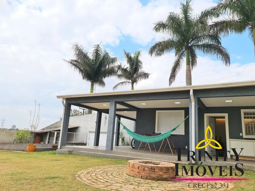 Casa com 2 quartos à venda, 1380m2 em Portal Roselândia, Cotia - SP - imagem 3 Foto 3 de Casa com 2 quartos à venda, 1380m2 em Portal Roselândia, Cotia - SP