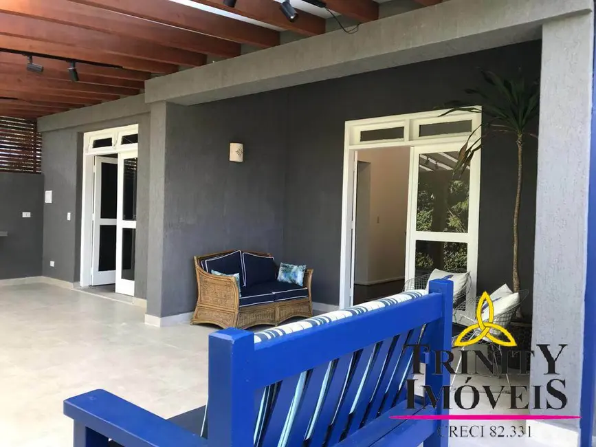 Foto 7 de Casa com 4 quartos à venda, 243m2 em Petit Village, Cotia - SP