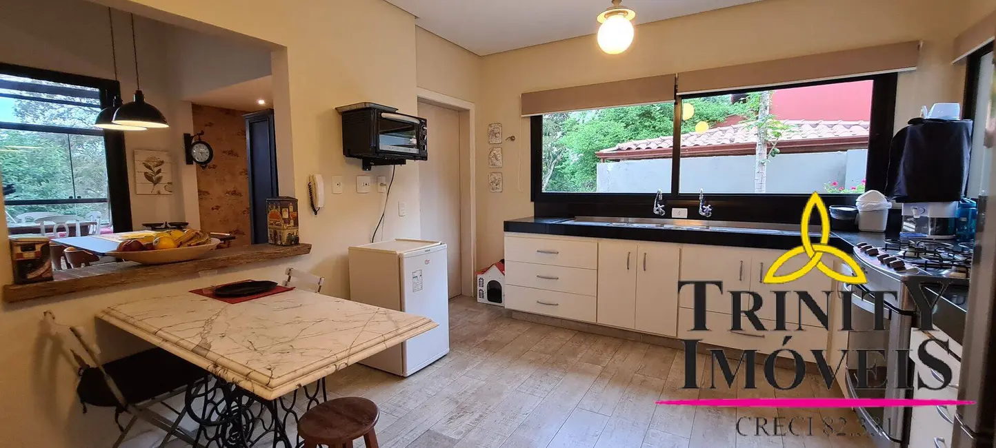 Foto 5 de Casa com 3 quartos à venda, 2450m2 em Jardim Mediterrâneo, Cotia - SP