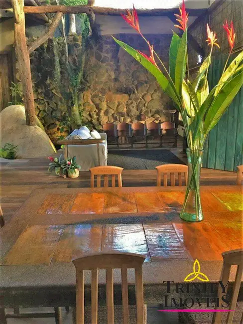 Casa com 5 quartos à venda, 900m2 em Ilhabela - SP - imagem 9 Foto 9 de Casa com 5 quartos à venda, 900m2 em Ilhabela - SP