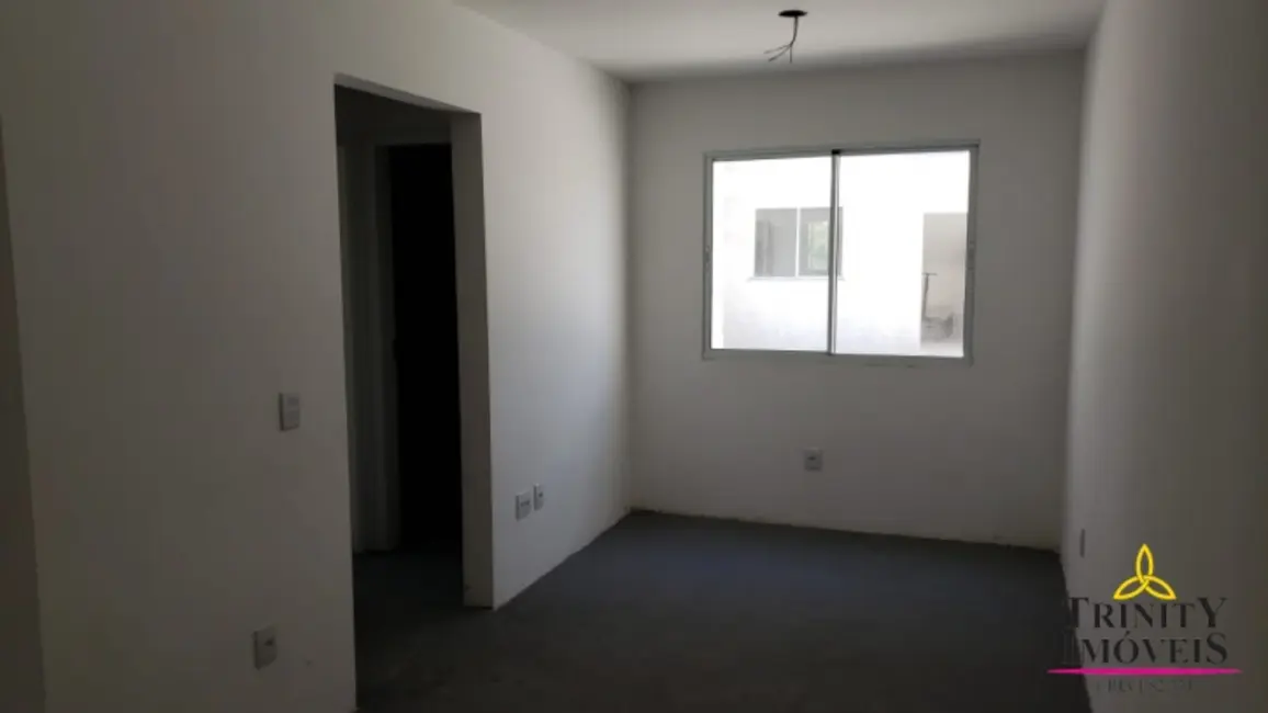 Foto 3 de Apartamento com 2 quartos à venda, 49m2 em Jardim Sandra, Cotia - SP