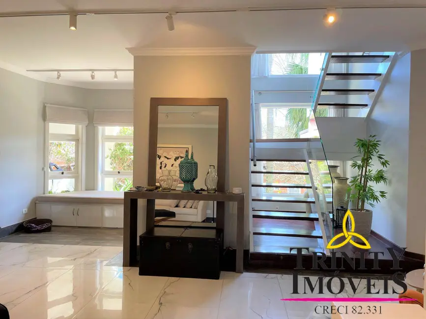 Foto 3 de Casa com 3 quartos à venda, 630m2 em Nova Higienópolis, Jandira - SP