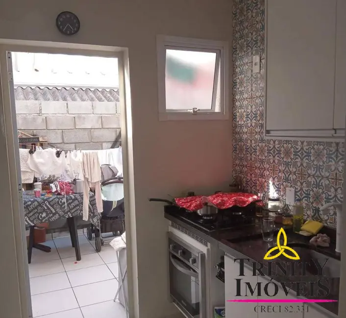 Foto 6 de Casa com 2 quartos à venda, 48m2 em Água Espraiada (Caucaia do Alto), Cotia - SP