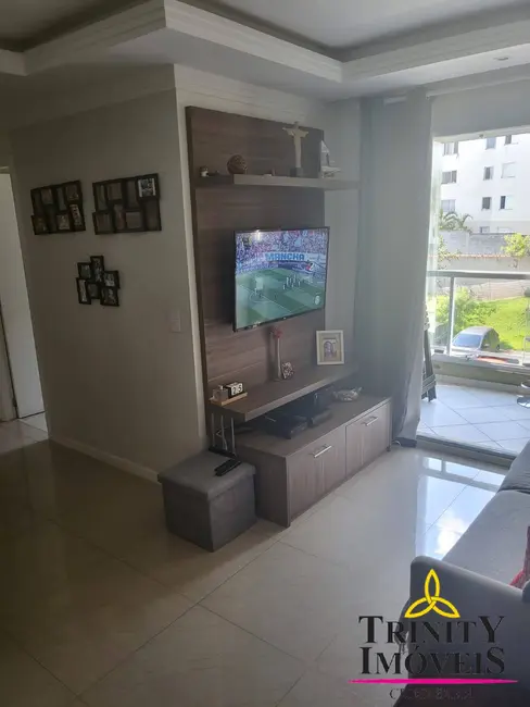 Foto 4 de Apartamento com 2 quartos à venda, 54m2 em Jardim Santa Izabel, Cotia - SP