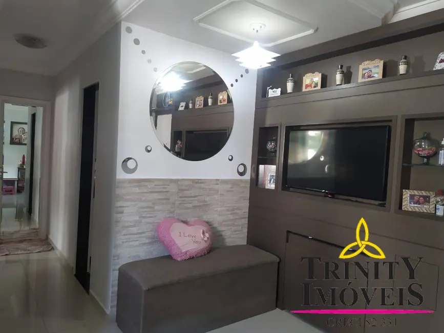 Foto 2 de Apartamento com 2 quartos à venda e para alugar, 48m2 em Jardim Petrópolis, Cotia - SP