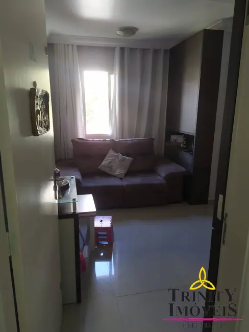 Foto 4 de Apartamento com 2 quartos à venda e para alugar, 48m2 em Jardim Petrópolis, Cotia - SP