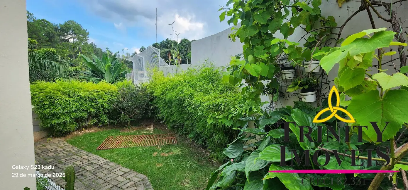 Foto 6 de Casa com 4 quartos à venda, 350m2 em Jardim Barbacena, Cotia - SP