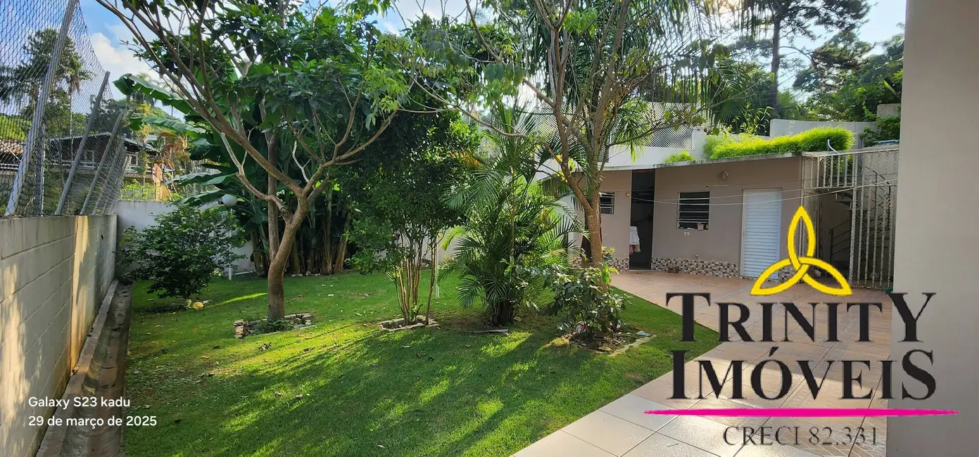 Foto 1 de Casa com 4 quartos à venda, 350m2 em Jardim Barbacena, Cotia - SP