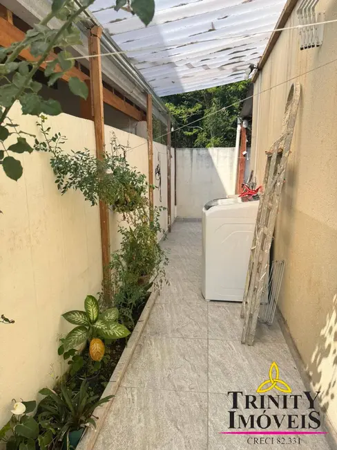 Foto 2 de Casa com 2 quartos à venda, 140m2 em Parque Rincão, Cotia - SP